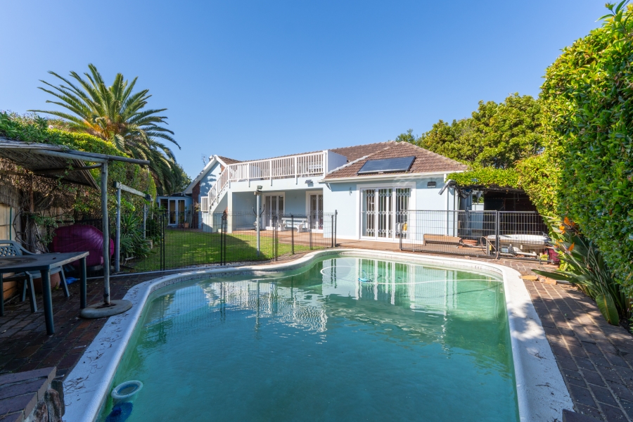 4 Bedroom Property for Sale in Plumstead Western Cape